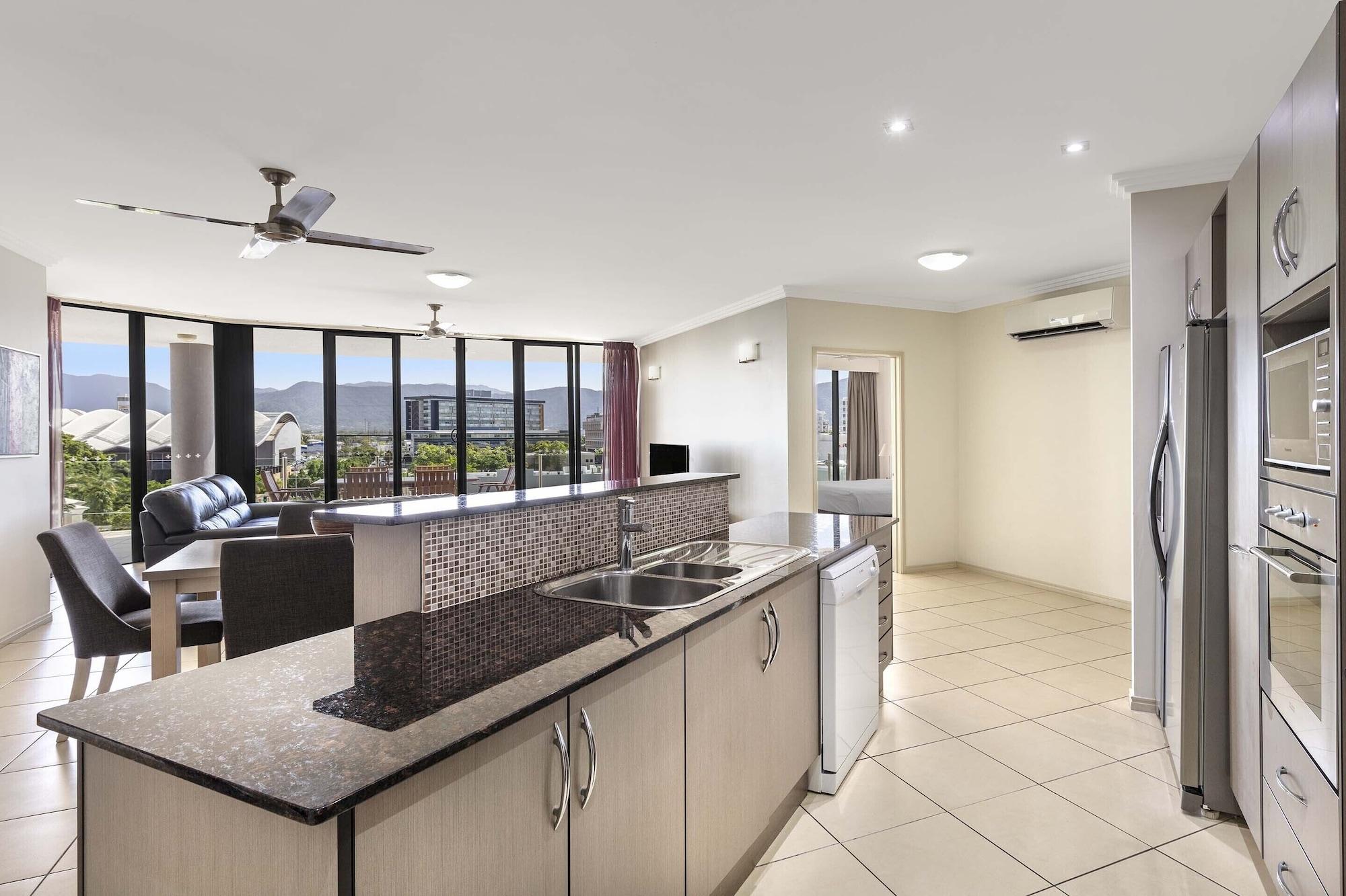 Piermonde Apartments Кэрнс Экстерьер фото